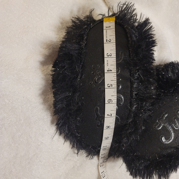 NWT JUSTICE COZY BOOTIE WITH GRIPPERS M/L BLACK - Picture 8 of 8